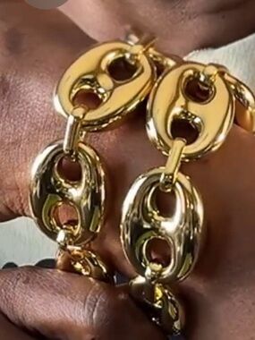 Gold-Link Oval Chain Bracelet - Women Jewelry